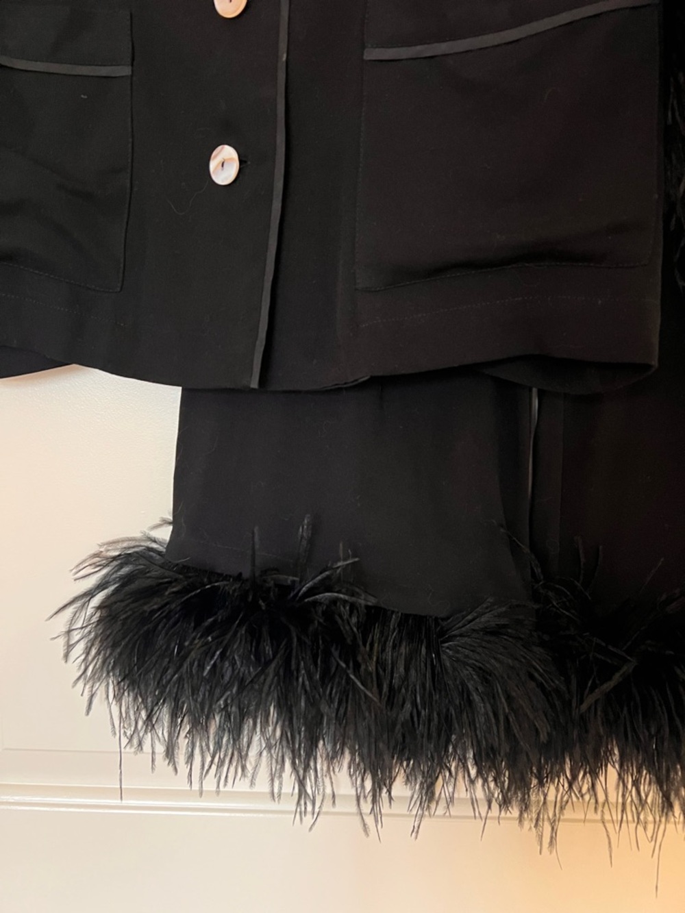 SLEEPER Party Pajamas Set with Detachable Feathers in Black - Picture 6 of 8